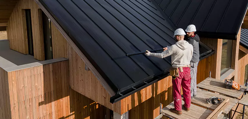 Professional Barn Roof Repair Services in Northbrook, IL