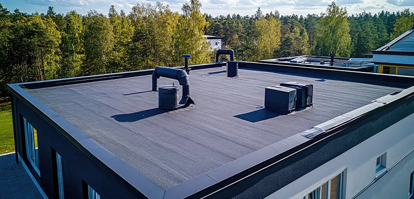 Professional Flat Roof Replacement Services in Northbrook, IL